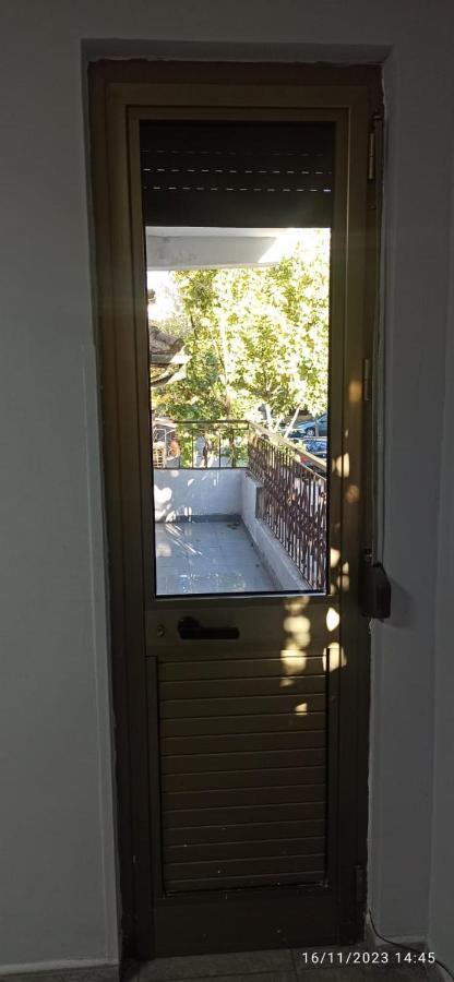 Royal Hostel Tirana Exterior photo